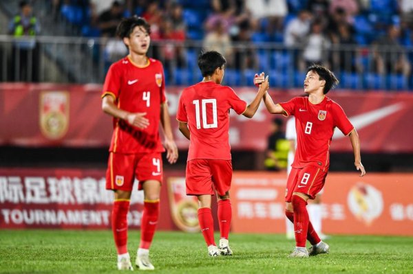 和平杯：周雨诺制胜球邝兆镭立功 U16国少2-1绝杀