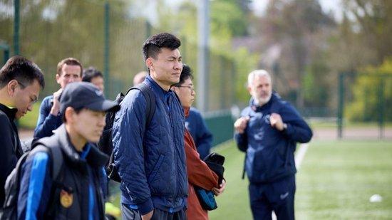 足协与英超深入互助 青训诠释团赴英学习磋议成绩颇丰
