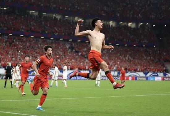 马德兴：无内治无酬酢 国足凭什么进宇宙杯