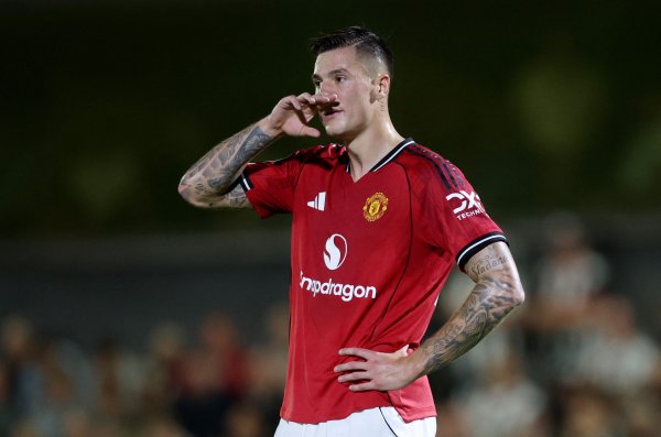 为何选择曼联？舍什科：这是好多球员的梦思 据说能去时太应承了