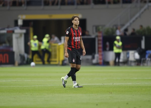 里奇：上半场咱们的流毒太多，下半场有所改善并展现了实力