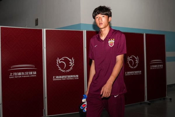 苏媒：U18国足新一期集训名单中，两东谈主本赛季曾竖立苏超