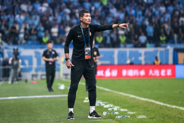 青岛媒体：西海岸成赛季最大黑马，邵佳一握教水平得到更多招供