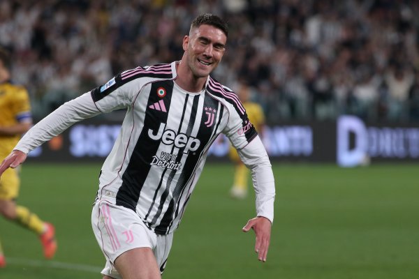 米体：斯帕莱蒂能匡助弗拉霍维奇栽植水平，塞尔维亚东谈主或商量续约