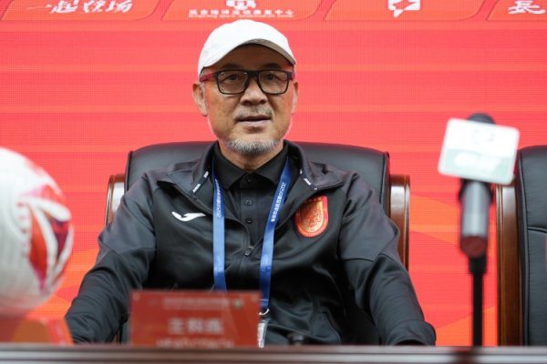 翻译：张外龙将投入多个冲超庆祝活动，还将带体裁明星队踢驰念赛