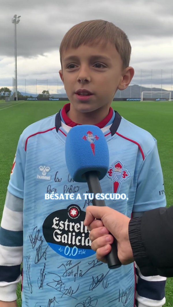 小球迷亲吻塞尔塔队徽复兴亚马尔，俱乐部邀请他与阿斯帕斯碰面