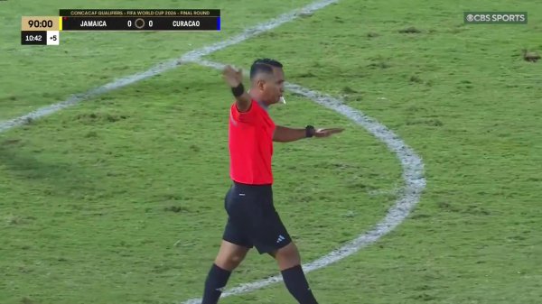 东说念主口15万杀入宇宙杯！库拉索赛后合座情感庆祝，冲入局面狂欢