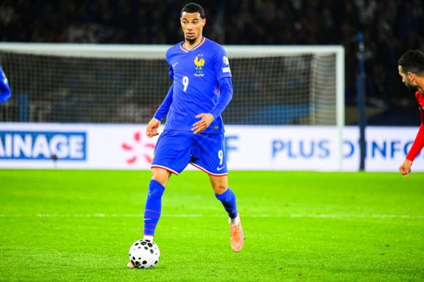 埃基蒂克：但愿我没亏负教化的欲望 我念念不竭保捏情状