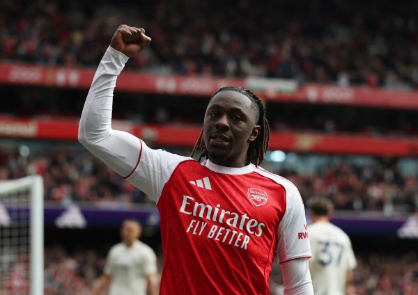 北伦敦德比戴帽！清静报：阿森纳蓝本预测埃泽圣诞节时才会爆发